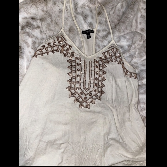 Cream colored sequin design top - Picture 1 of 3